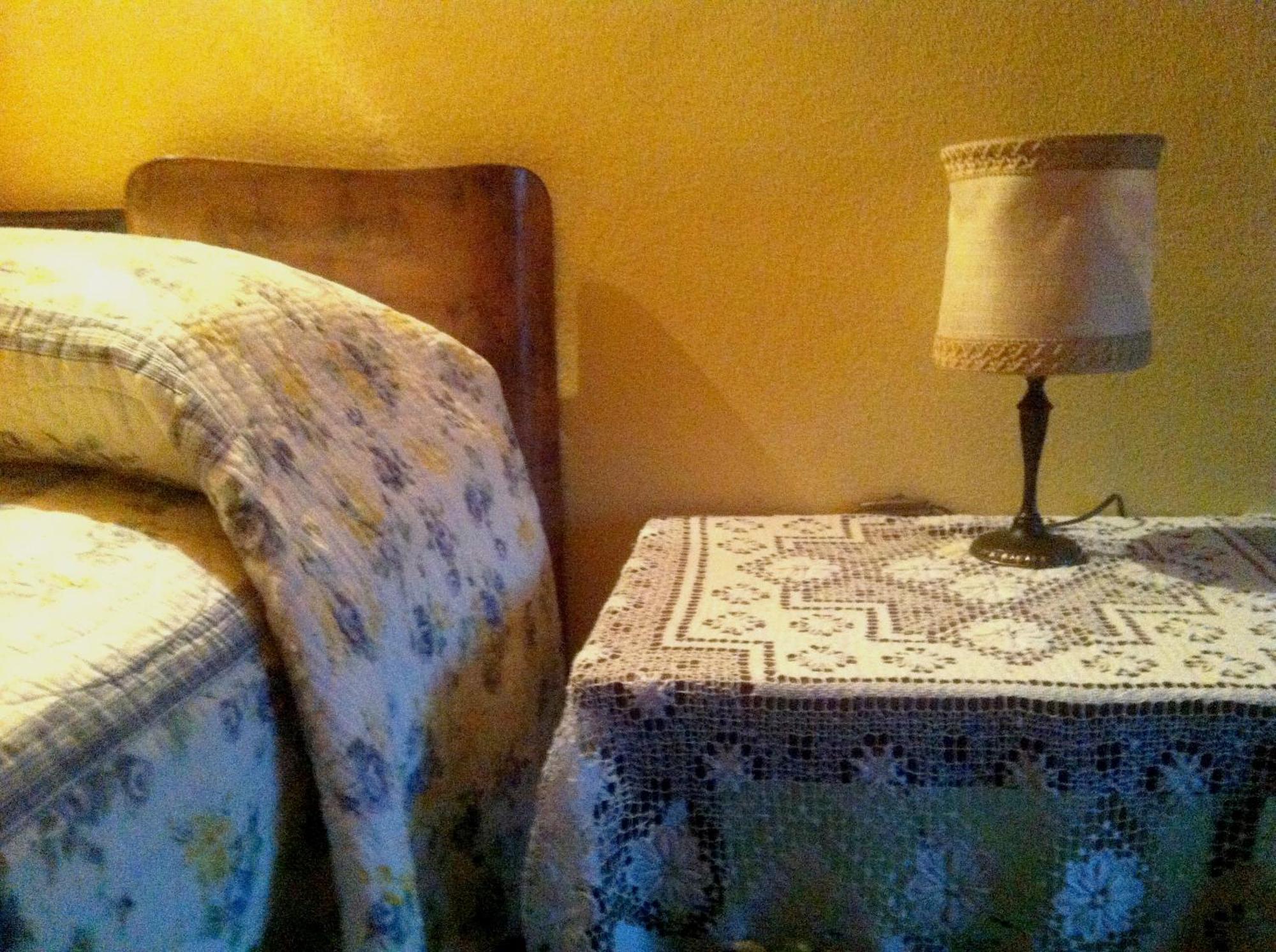 Bed and Breakfast A Casa Di Susi Кастельнуово-дель-Гарда Екстер'єр фото